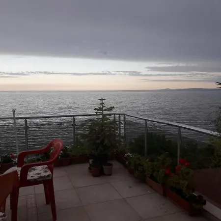 Casa de hóspedes Neli 4*